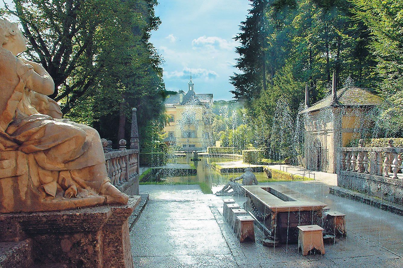 Lustschloss Hellbrunn mit Wasserspiele