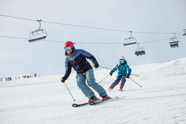 Skilifte und Skifahrer © Snow Space Salzburg