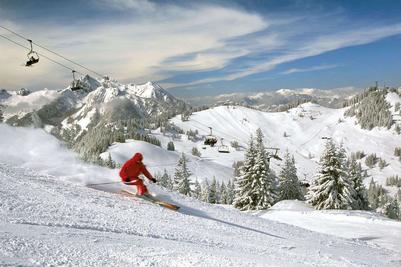 Skiing in the ski resort Ski amadé